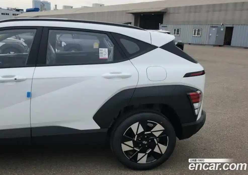 Hyundai Kona 2026 1.6 автомат (гидро), фото 9