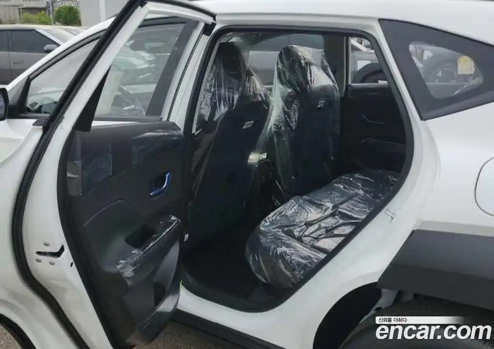 Hyundai Kona 2026 1.6 автомат (гидро), фото 10