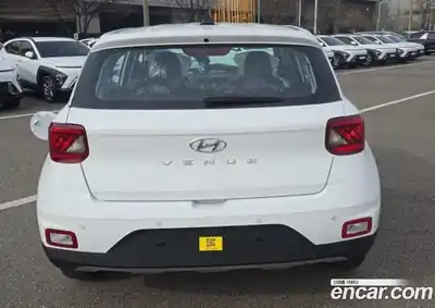 Hyundai Venue 2026 1.6 автомат (гидро), миниатюра 3
