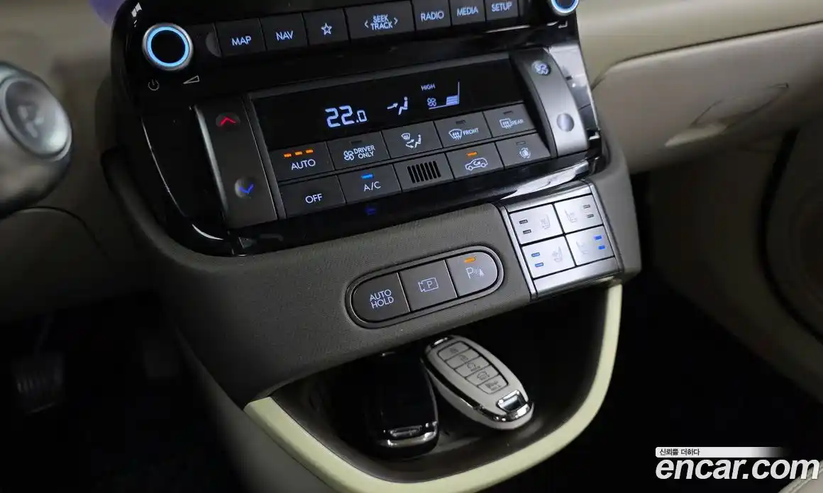 Hyundai Casper 2024 0.2 автомат (гидро), фото 28