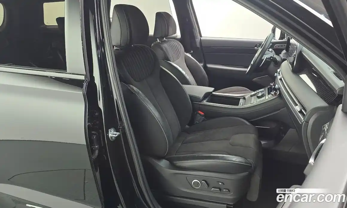 Hyundai Palisade 2023 2.2 автомат (гидро), фото 12