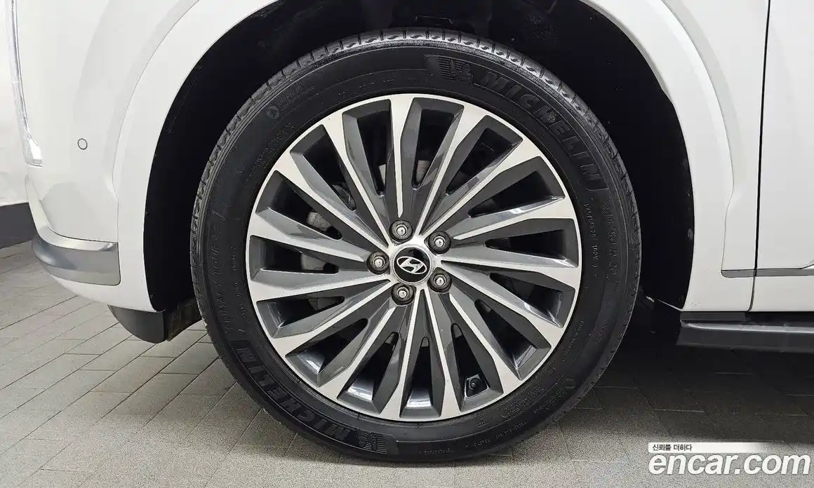 Hyundai Palisade 2023 2.2 автомат (гидро), фото 5