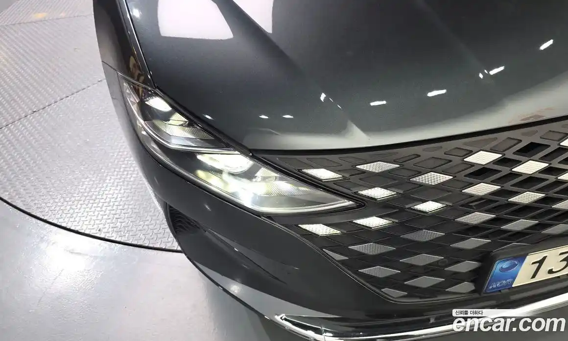Hyundai Grandeur 2021 3.3 автомат (гидро), фото 8