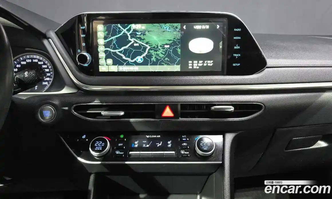 Hyundai Sonata 2020 2.0 автомат (гидро), фото 14