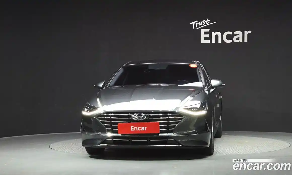 Hyundai Sonata 2020 2.0 автомат (гидро), фото 3
