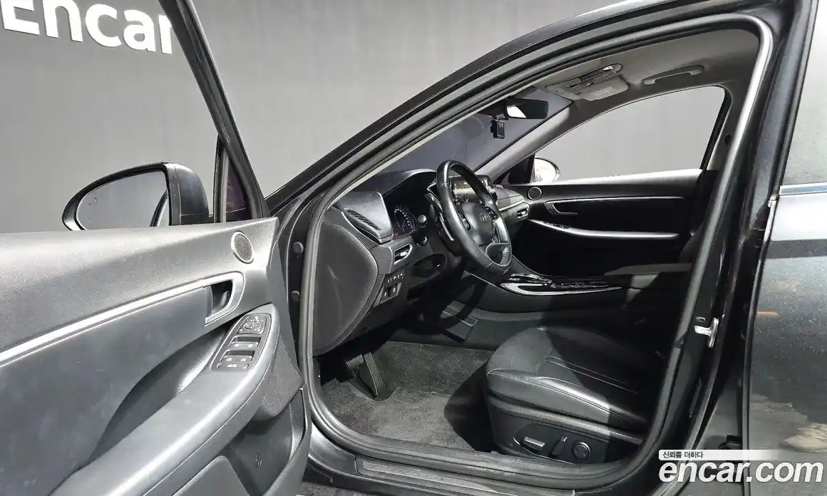 Hyundai Sonata 2020 2.0 автомат (гидро), фото 10