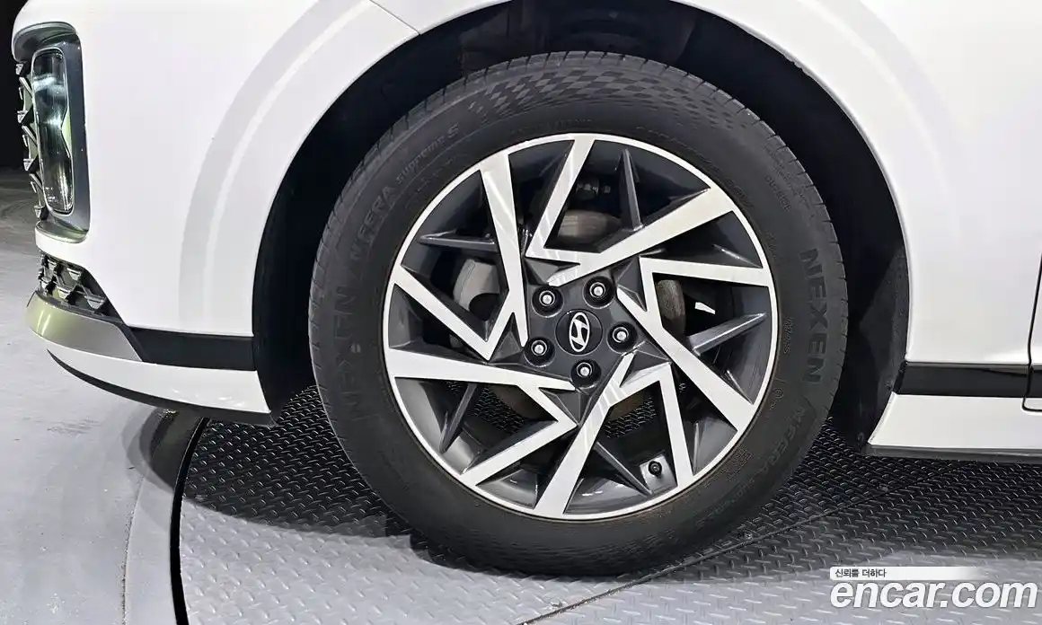 Hyundai Grandeur 2023 1.6 автомат (гидро), фото 5