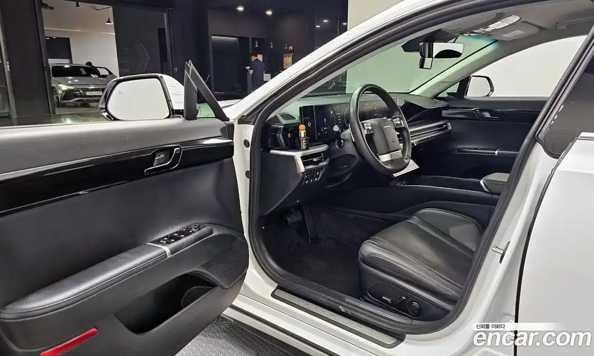 Hyundai Grandeur 2023 1.6 автомат (гидро), фото 10