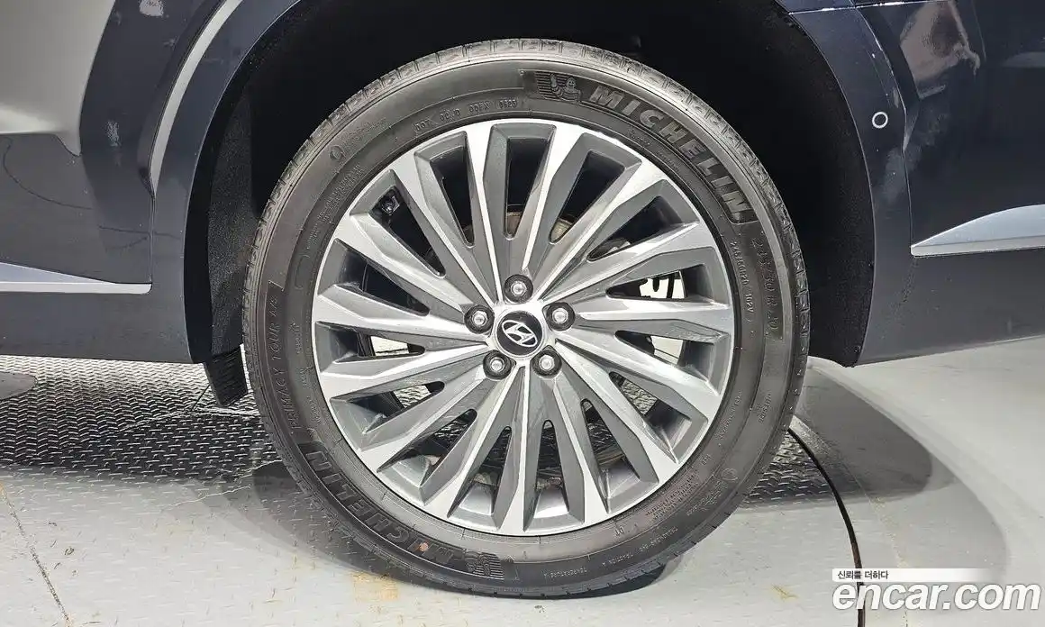 Hyundai Palisade 2023 3.8 автомат (гидро), фото 7