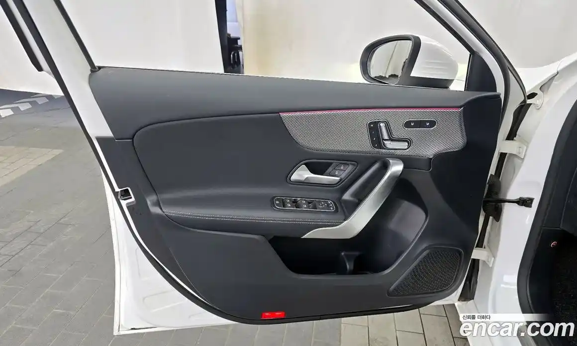 Mercedes-Benz A-Class 2021 2.0 гидро, фото 14 Mercedes-Benz A-Class 2021 2.0 гидро, фото 14