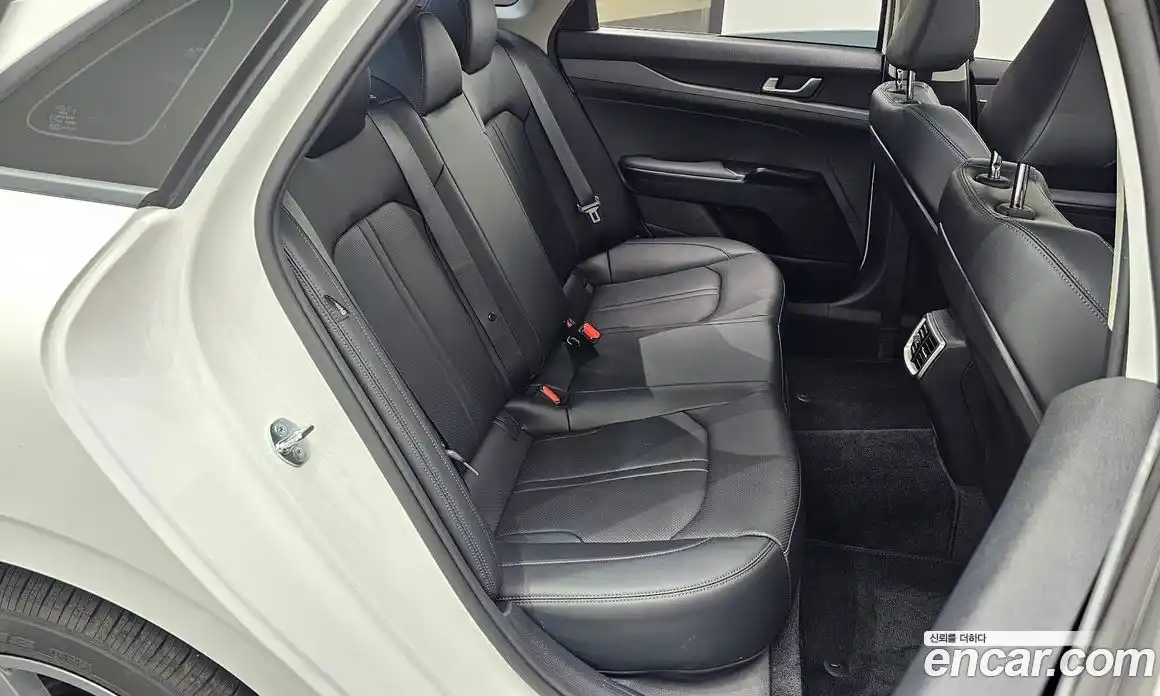Kia K5 (Optima) 2025 2.0 автомат (гидро), фото 11