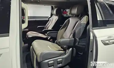 Kia Carnival 2024 2.2 автомат (гидро), миниатюра 11