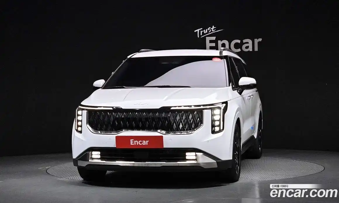 Kia Carnival 2024 2.2 автомат (гидро), фото 3