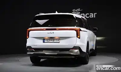 Kia Carnival 2024 2.2 автомат (гидро), миниатюра 4