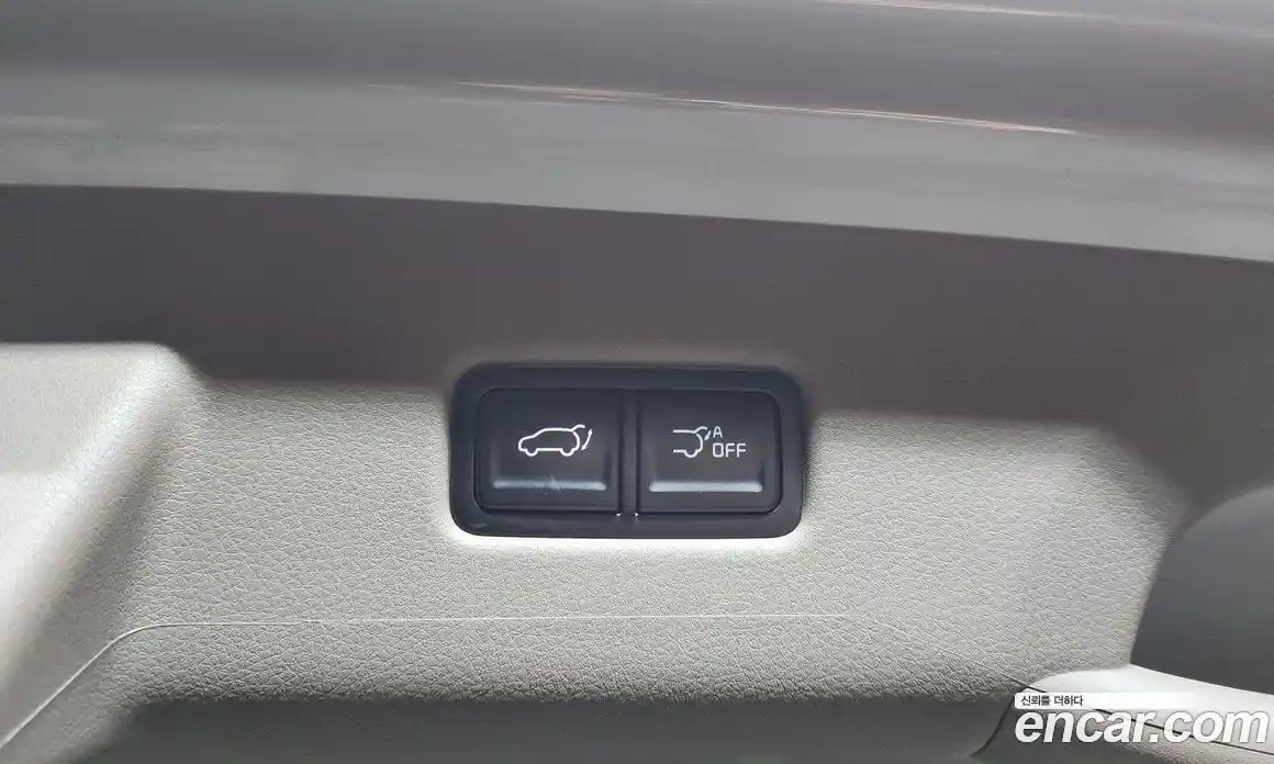 Kia Carnival 2023 2.2 автомат (гидро), фото 24