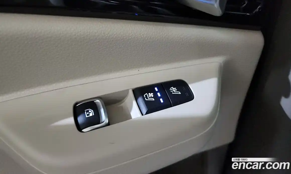 Kia Carnival 2023 2.2 автомат (гидро), фото 26