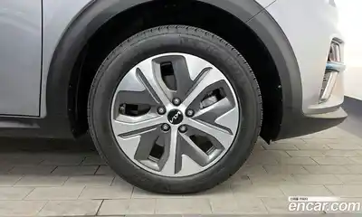 Kia Niro 2021 0.2 автомат (гидро), миниатюра 7