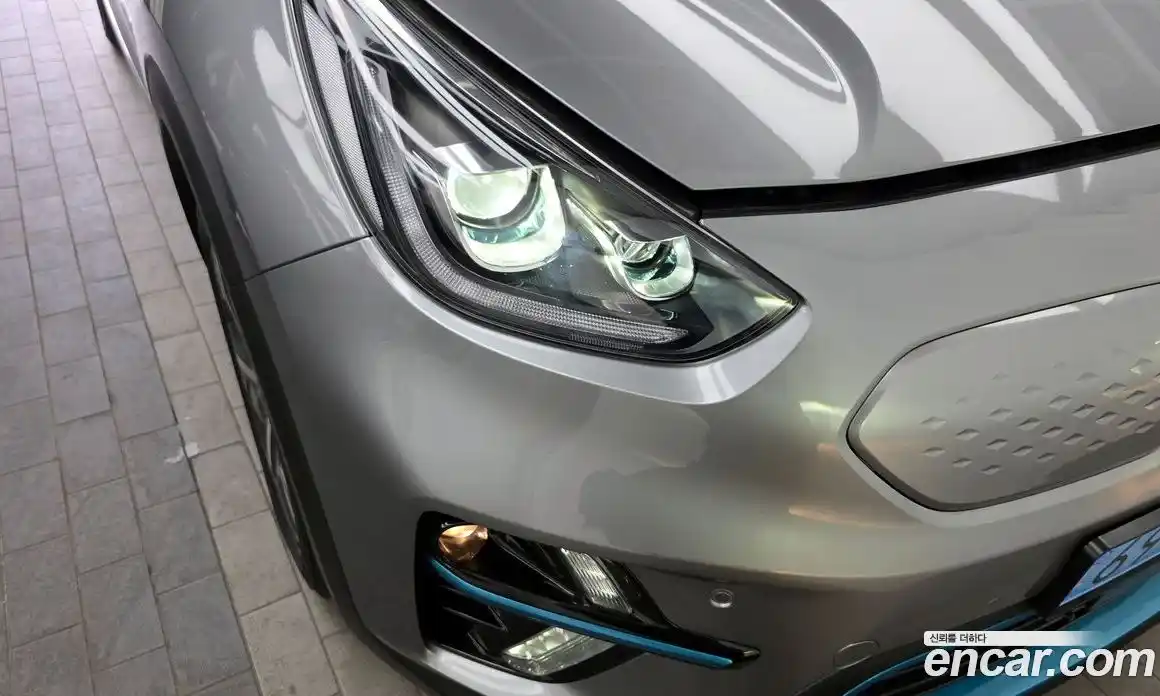 Kia Niro 2021 0.2 автомат (гидро), фото 8