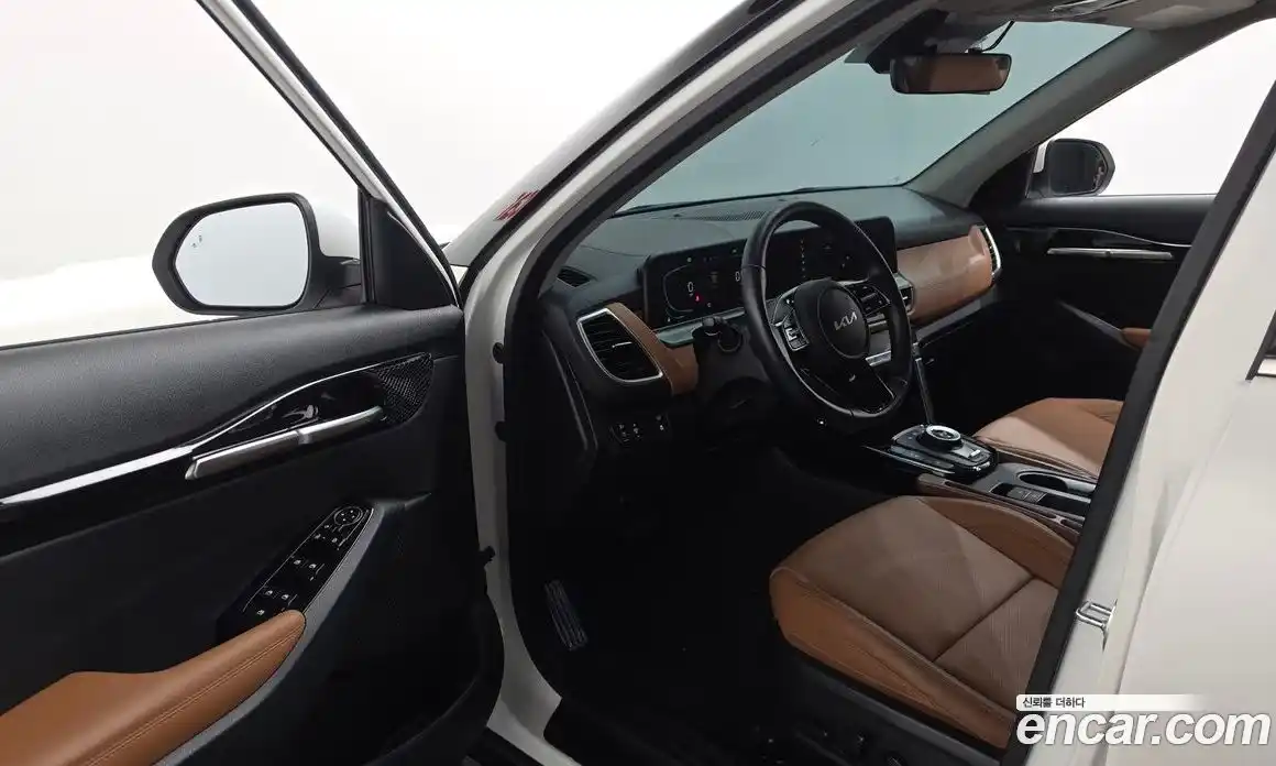 Kia Seltos 2023 2.0 автомат (гидро), фото 13