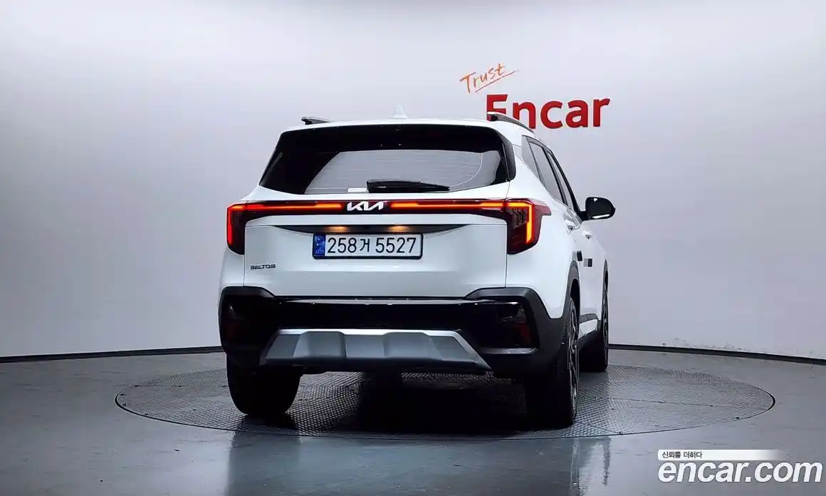 Kia Seltos 2023 2.0 автомат (гидро), фото 4