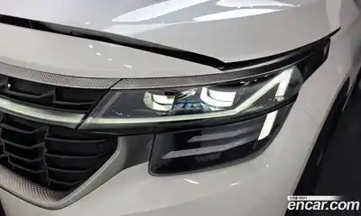 Kia Seltos 2023 2.0 автомат (гидро), миниатюра 8