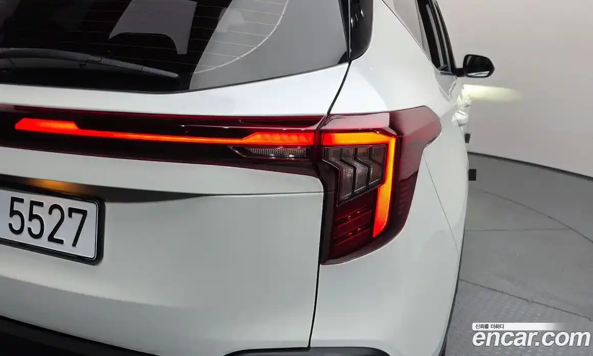Kia Seltos 2023 2.0 автомат (гидро), фото 9