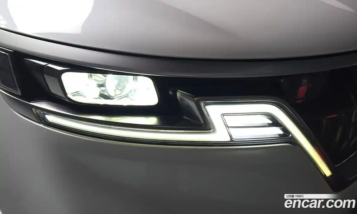 Kia Carnival 2022 2.2 автомат (гидро), фото 8