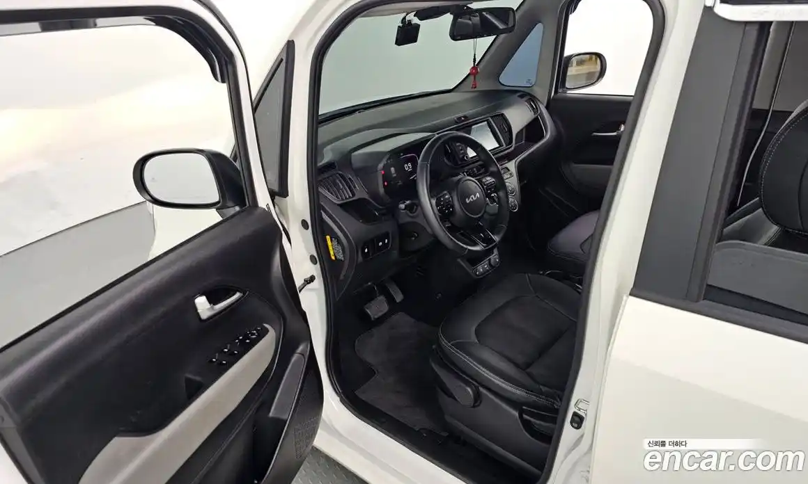 Kia Ray 2024 1.0 автомат (гидро), фото 13