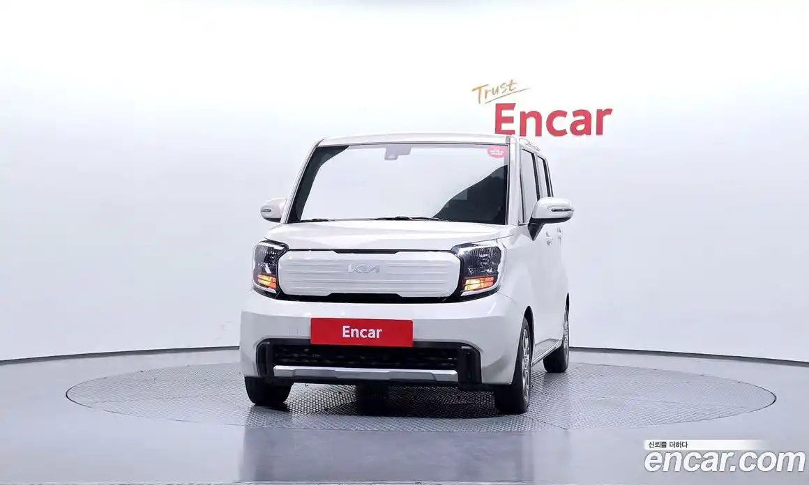 Kia Ray 2023 1.0 автомат (гидро), фото 3