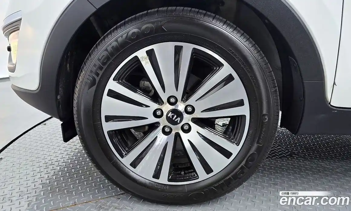 Kia Sportage 2013 2.0 автомат (гидро), фото 4
