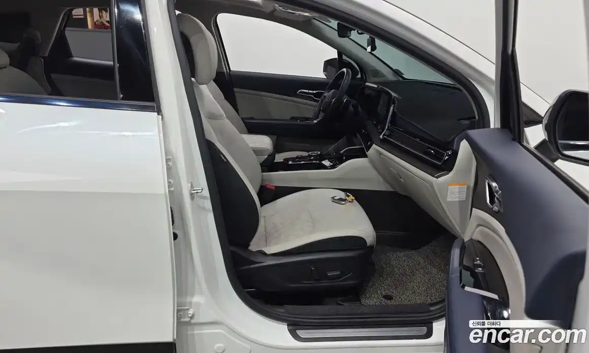 Kia Sportage 2021 1.6 автомат (гидро), фото 16