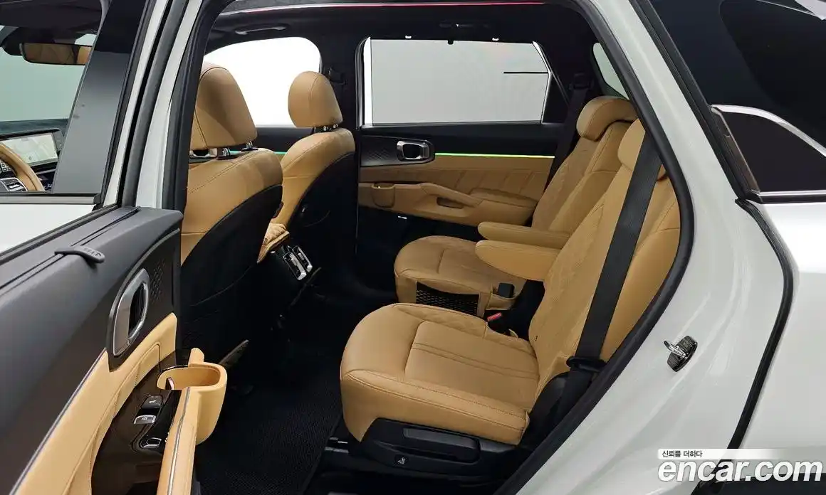 Kia Sorento 2023 1.6 автомат (гидро), фото 11