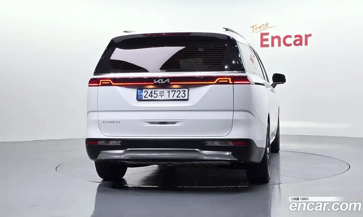 Kia Carnival 2022 3.5 автомат (гидро), фото 4