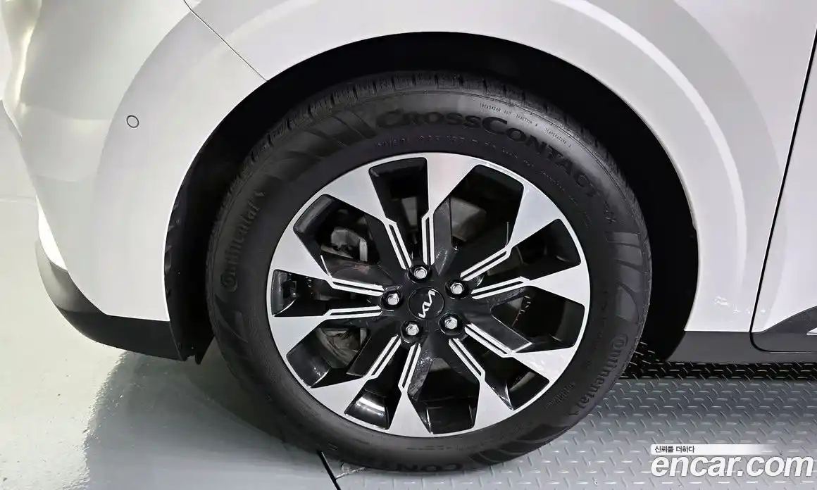 Kia Carnival 2022 3.5 автомат (гидро), фото 5