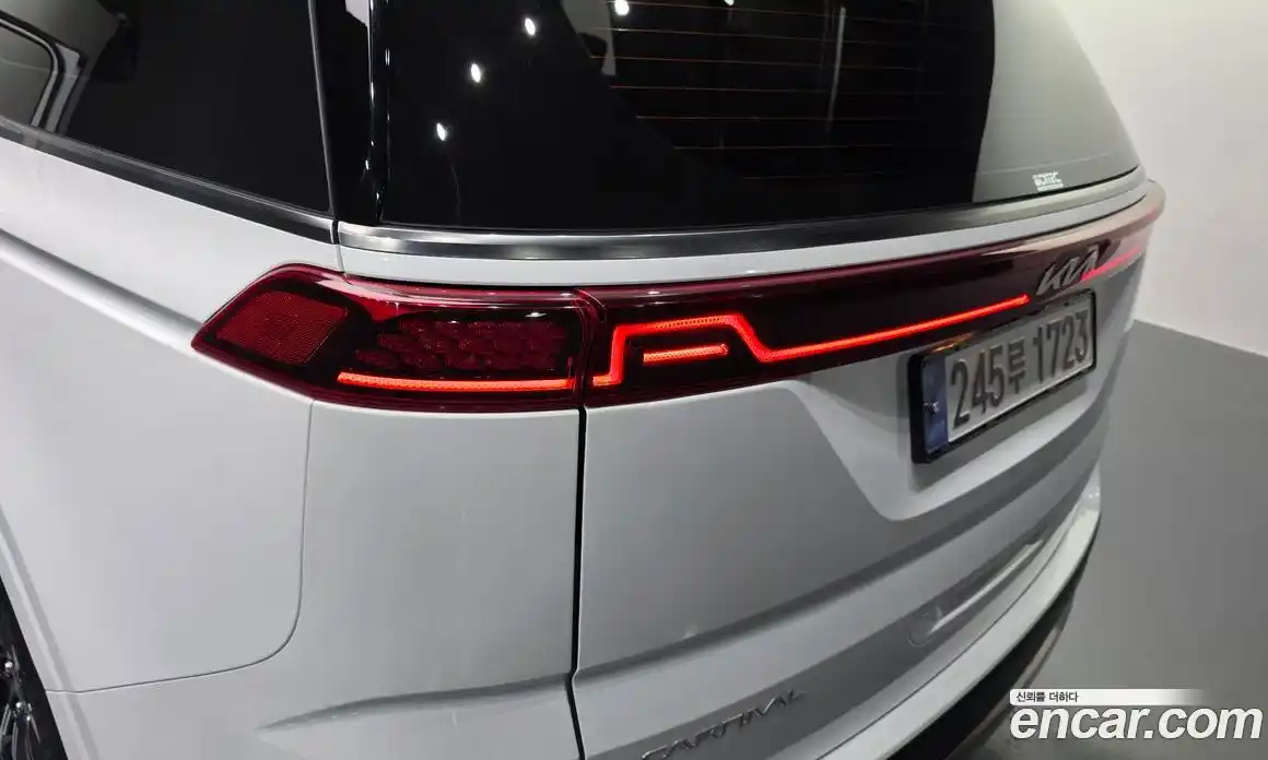 Kia Carnival 2022 3.5 автомат (гидро), фото 9
