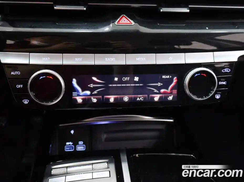 Genesis G80 2023 2.5 автомат (гидро), фото 16