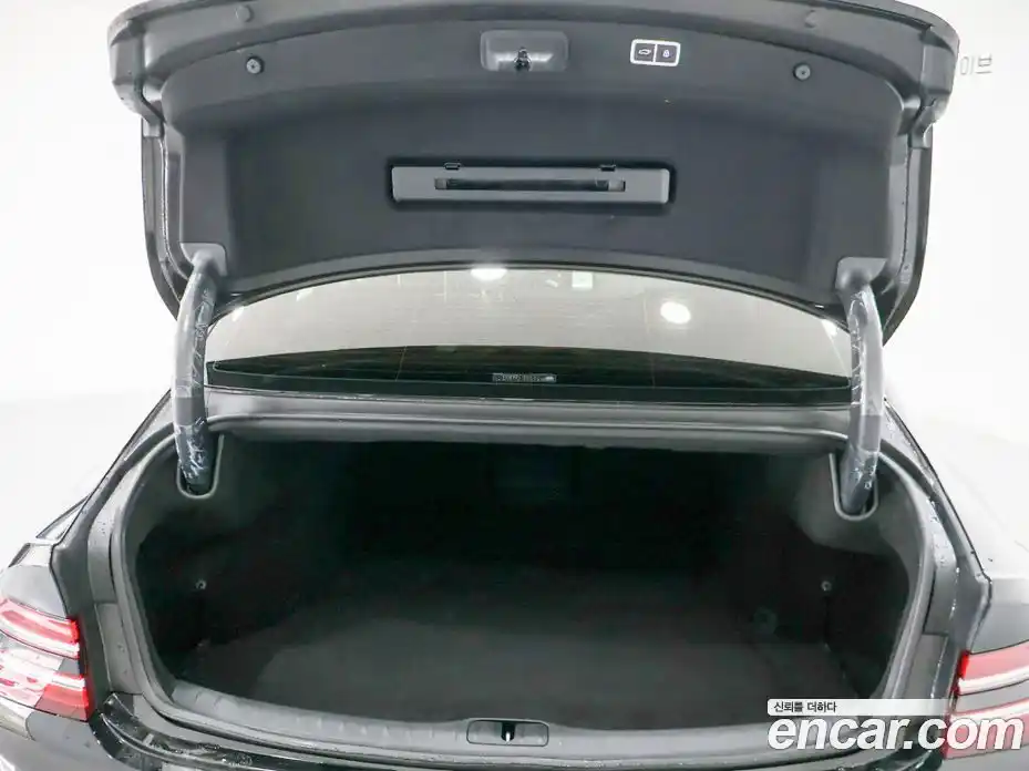 Genesis G80 2023 2.5 автомат (гидро), фото 18
