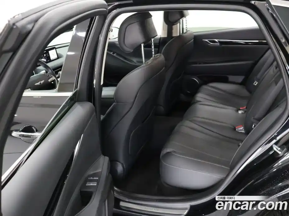 Genesis G80 2023 2.5 автомат (гидро), фото 10