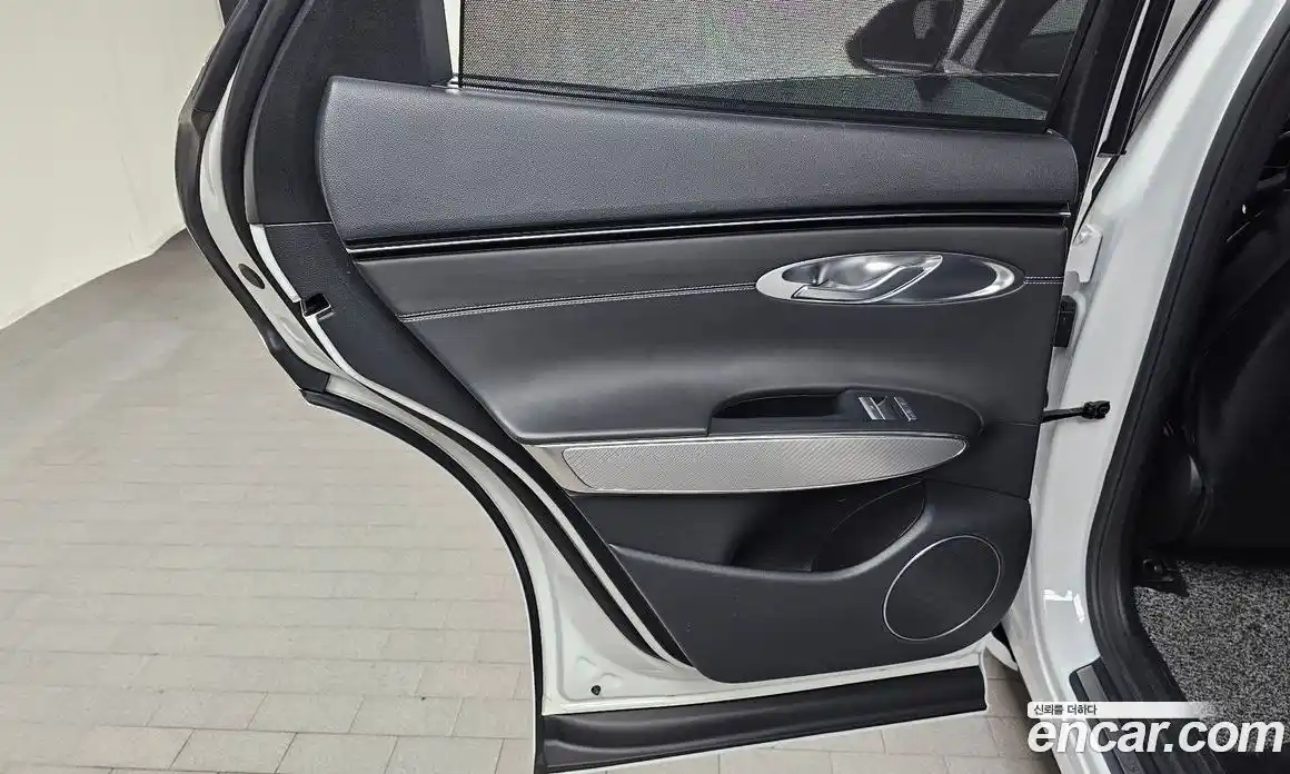 Genesis GV70 2021 2.5 автомат (гидро), фото 15