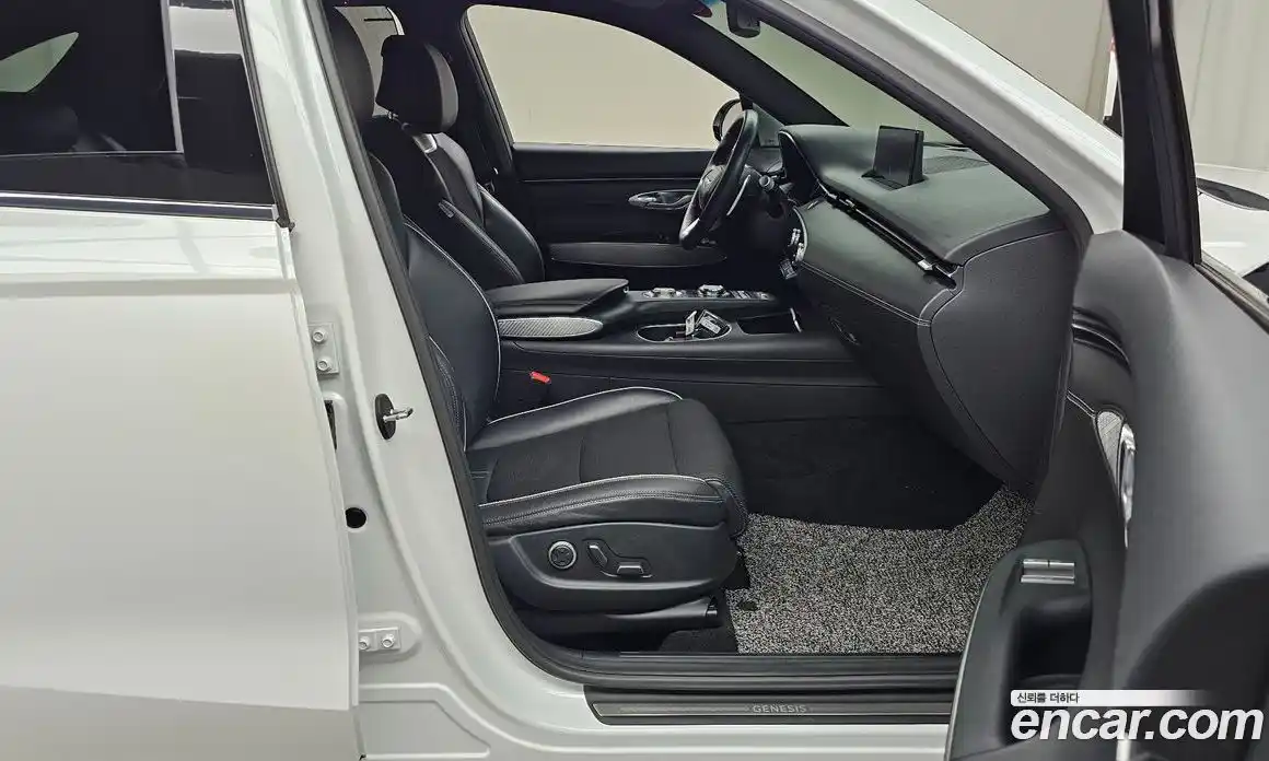 Genesis GV70 2021 2.5 автомат (гидро), фото 16