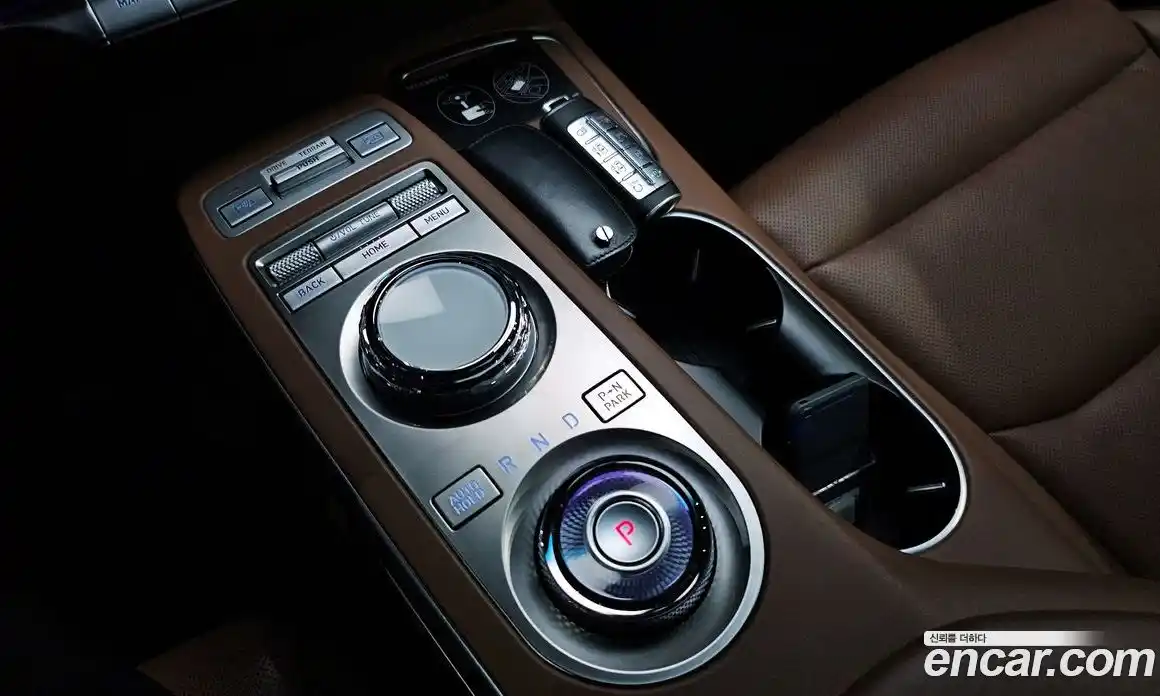 Genesis GV70 2021 2.5 автомат (гидро), фото 12