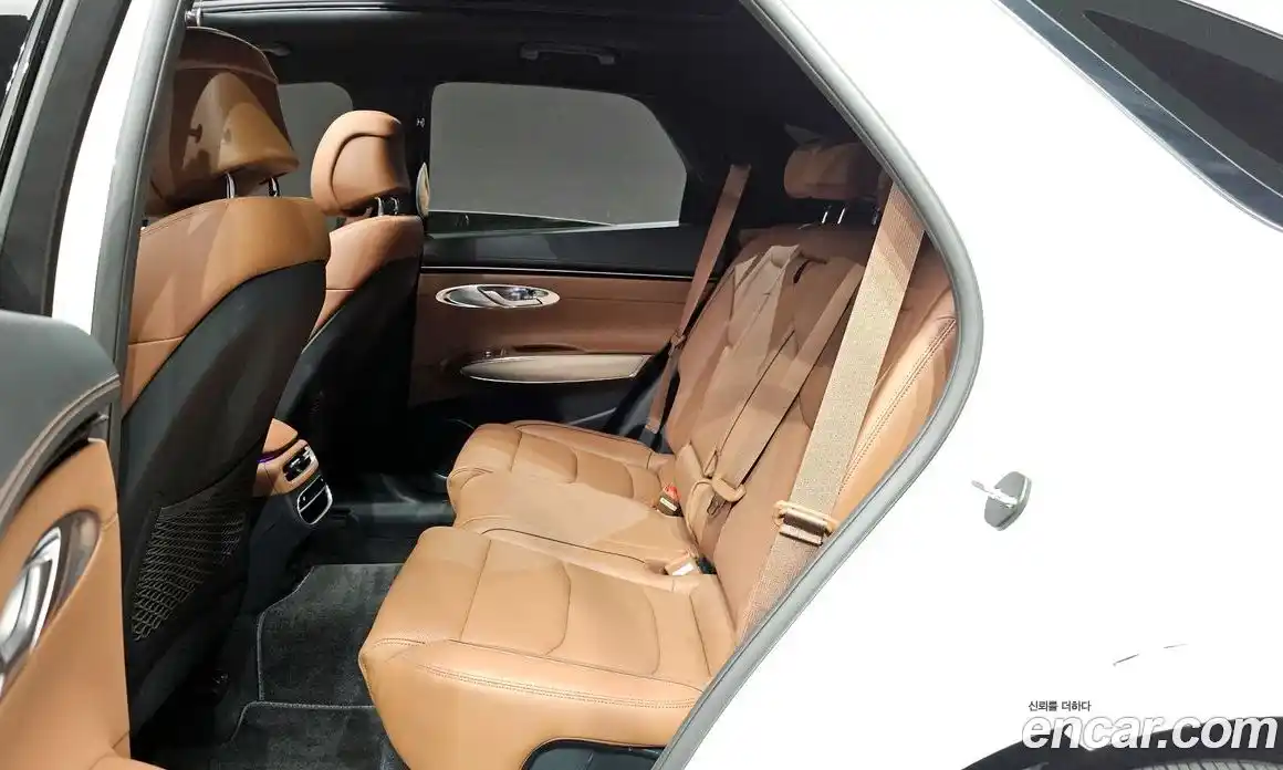 Genesis GV70 2021 2.5 автомат (гидро), фото 16