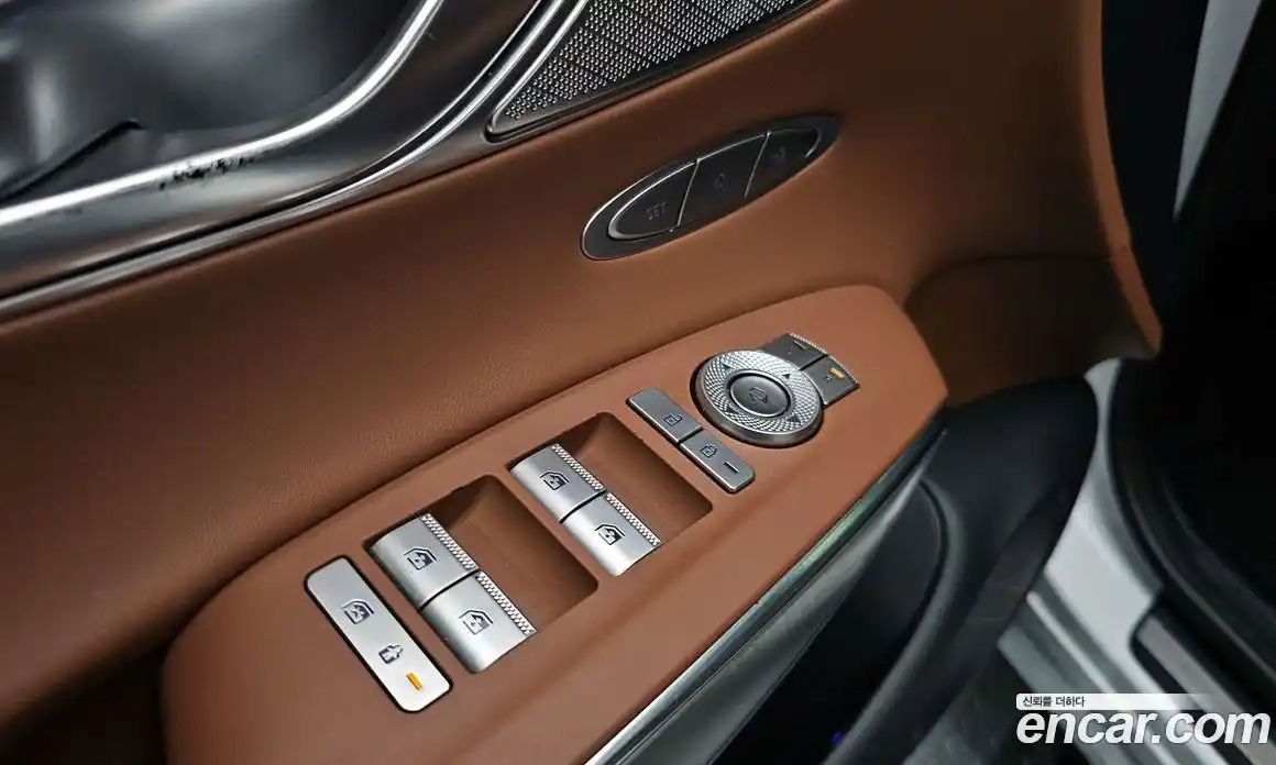 Genesis GV70 2021 2.5 автомат (гидро), фото 33