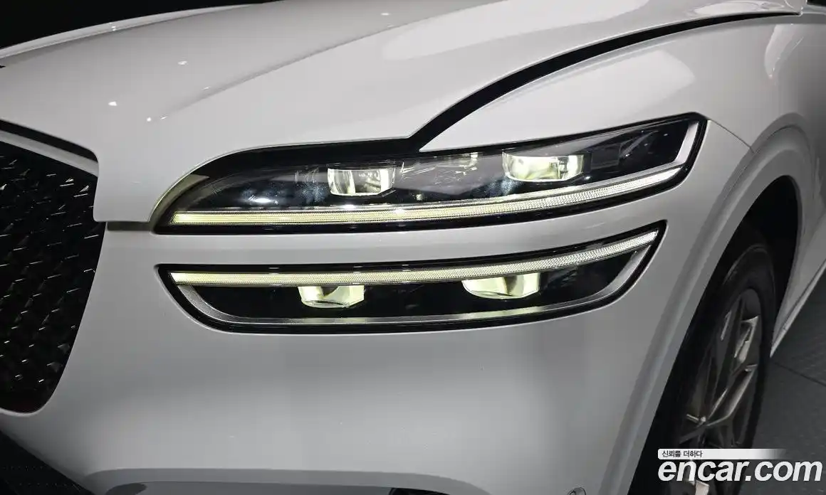 Genesis GV70 2021 2.5 автомат (гидро), фото 8