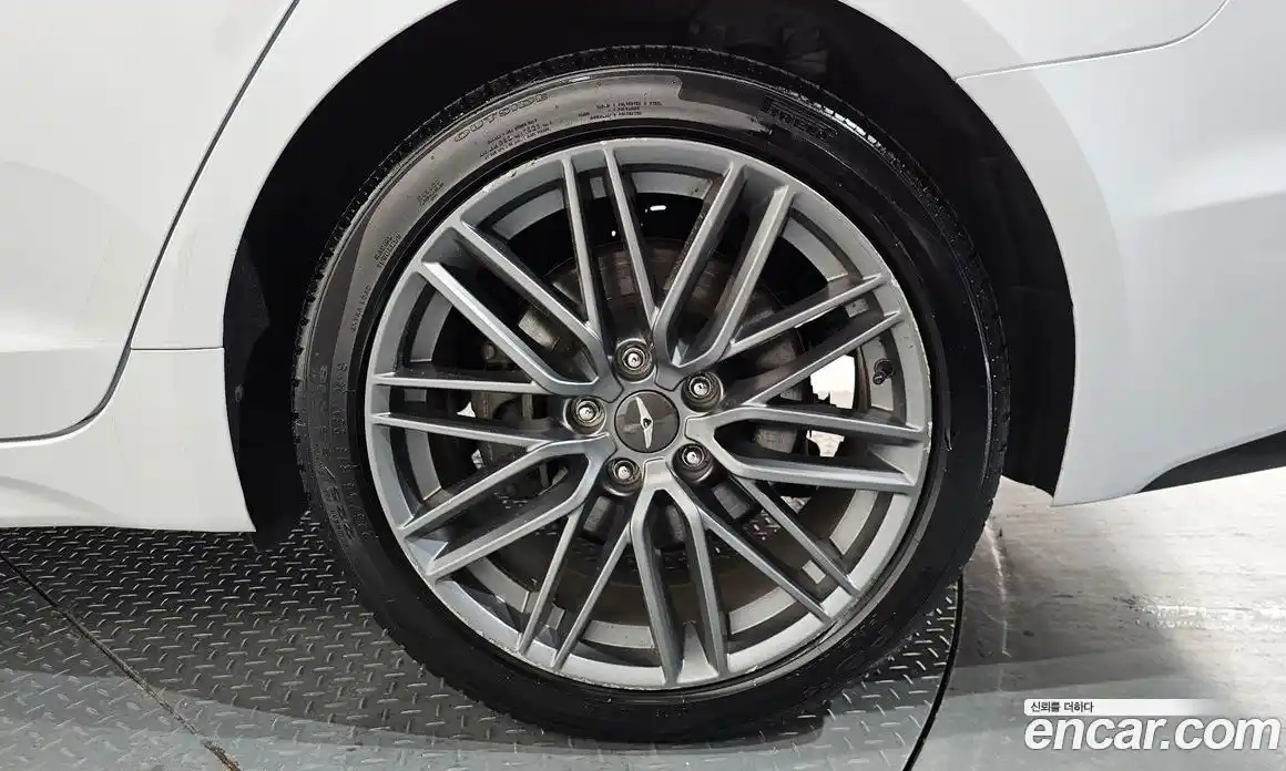 Genesis G70 2018 2.0 автомат (гидро), фото 6