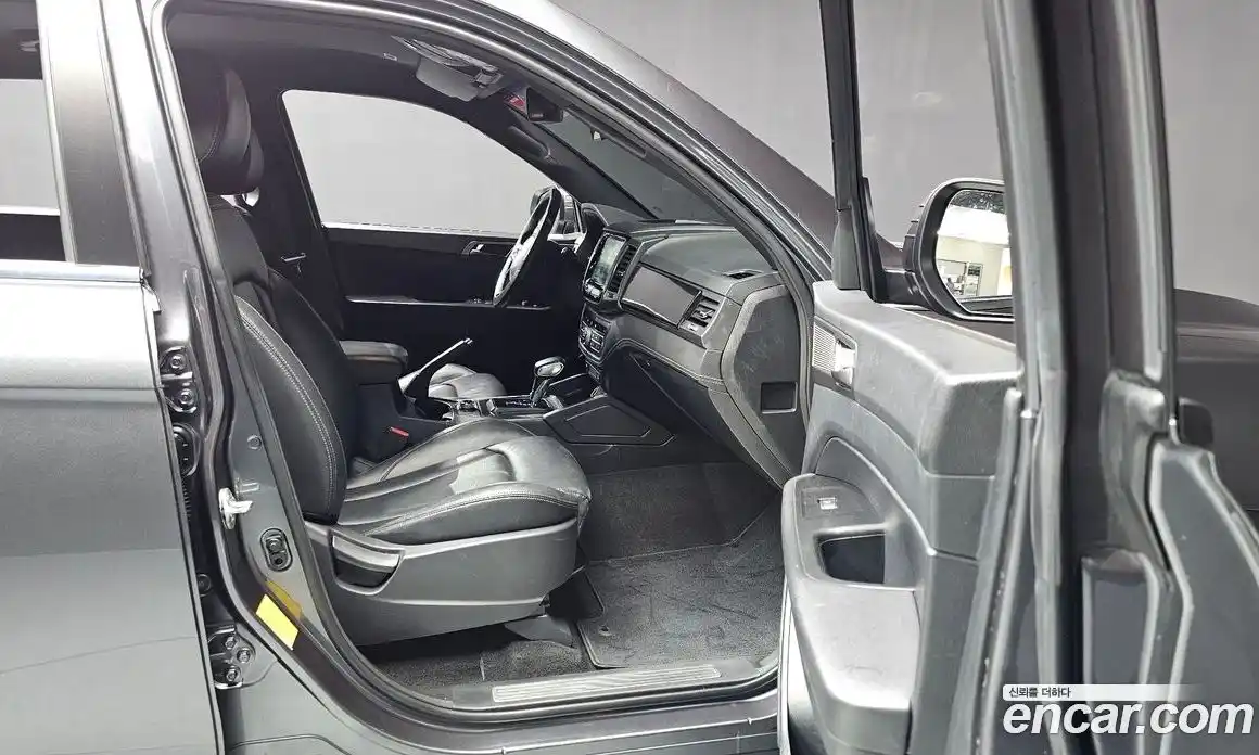 SsangYong Rexton 2023 2.2 автомат (гидро), фото 11