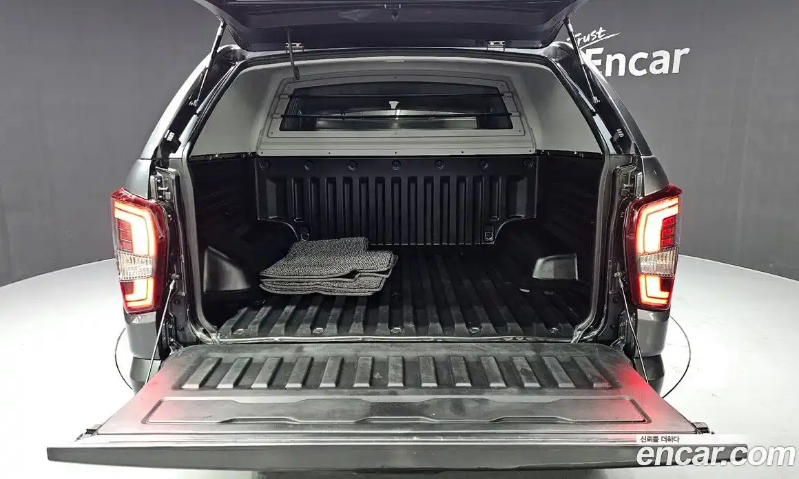 SsangYong Rexton 2023 2.2 автомат (гидро), фото 16