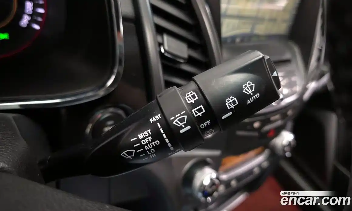 SsangYong Korando 2017 2.2 автомат (гидро), фото 16