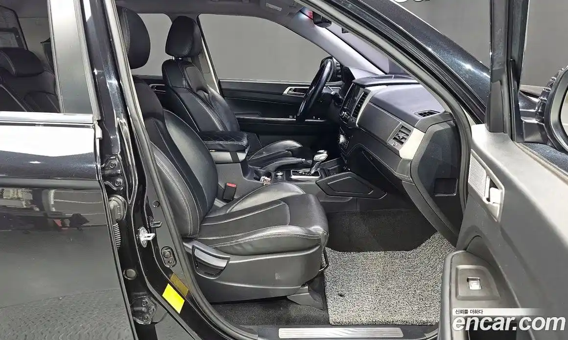 SsangYong Rexton 2019 2.2 автомат (гидро), фото 16