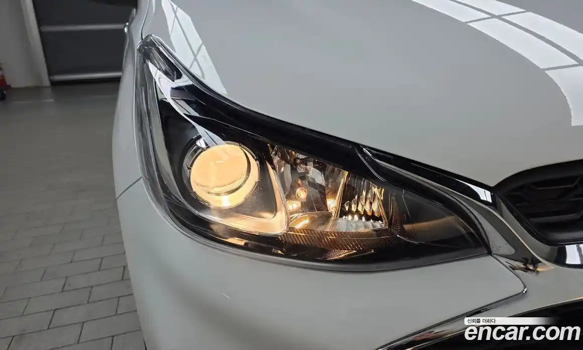 Chevrolet Spark 2022 1.0 автомат (гидро), фото 8